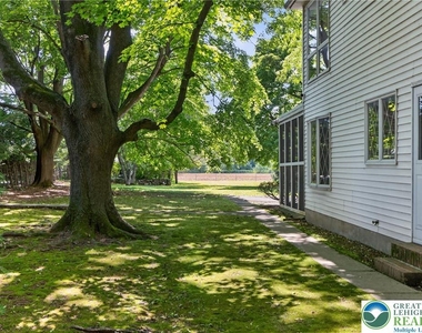 1226 Trexlertown Road - Photo Thumbnail 4