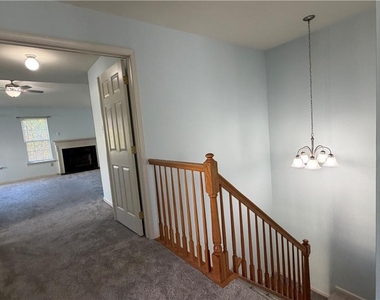 8100 Cross Creek Circle W - Photo Thumbnail 27