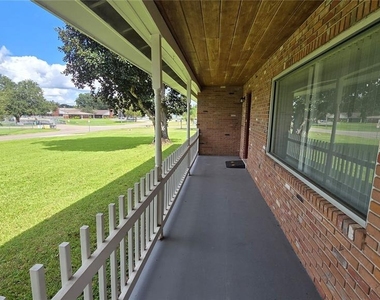 38350 Centennial Road - Photo Thumbnail 13