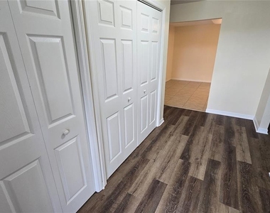 38350 Centennial Road - Photo Thumbnail 15