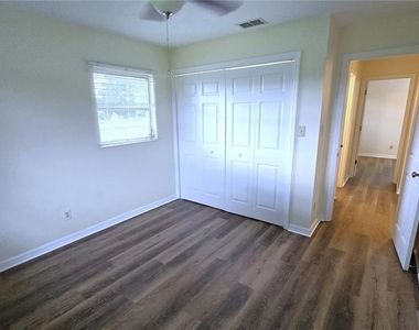 38350 Centennial Road - Photo Thumbnail 42
