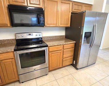 38350 Centennial Road - Photo Thumbnail 24
