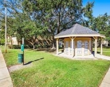 9911 Turf Court - Photo Thumbnail 11