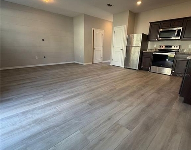852 Grandin Street - Photo Thumbnail 24