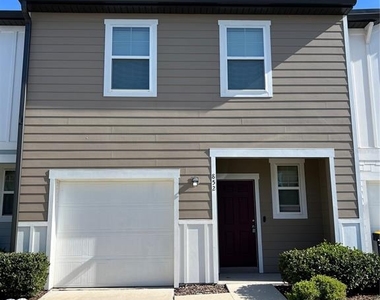 852 Grandin Street - Photo Thumbnail 1