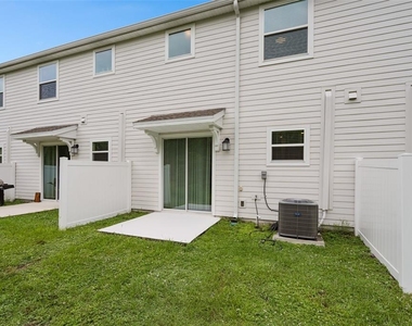 7456 Stone Creek Trail - Photo Thumbnail 45