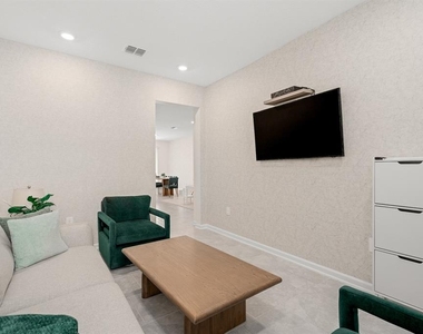 7456 Stone Creek Trail - Photo Thumbnail 32