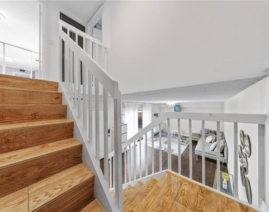 5278 Middle Court - Photo Thumbnail 20