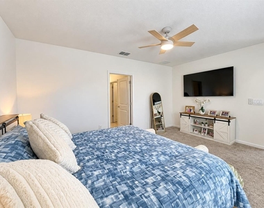 522 Sea Turtle Lane - Photo Thumbnail 13