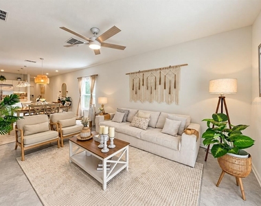 522 Sea Turtle Lane - Photo Thumbnail 2