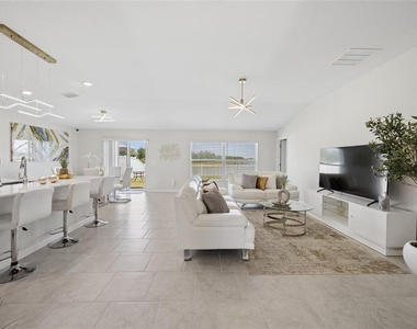 3960 Guernsey Bend - Photo Thumbnail 6