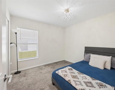 3960 Guernsey Bend - Photo Thumbnail 18