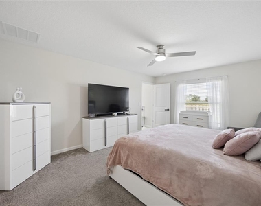 3960 Guernsey Bend - Photo Thumbnail 13