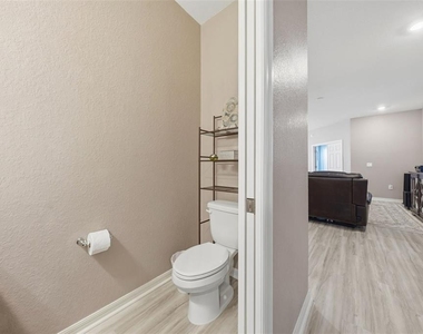 2486 Matterhorn Trail - Photo Thumbnail 7