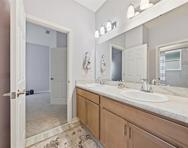 2486 Matterhorn Trail - Photo Thumbnail 21