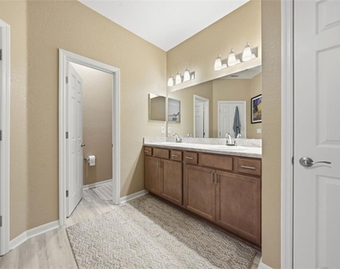 2486 Matterhorn Trail - Photo Thumbnail 22
