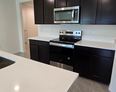 10324 Se 161st Street - Photo Thumbnail 9