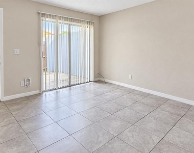 5200 Se 31st Street - Photo Thumbnail 4
