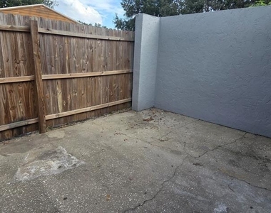 5200 Se 31st Street Se - Photo Thumbnail 1