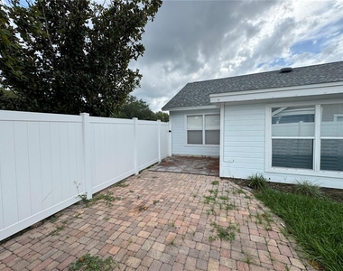 5600 Revelwood Loop - Photo Thumbnail 33