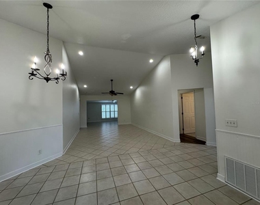 5600 Revelwood Loop - Photo Thumbnail 22