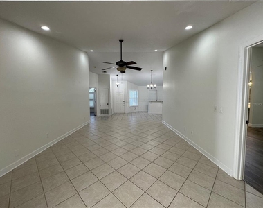5600 Revelwood Loop - Photo Thumbnail 3