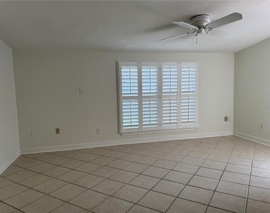 5600 Revelwood Loop - Photo Thumbnail 15