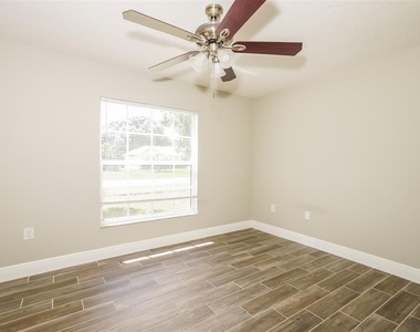 844 Jarnac Drive - Photo Thumbnail 9