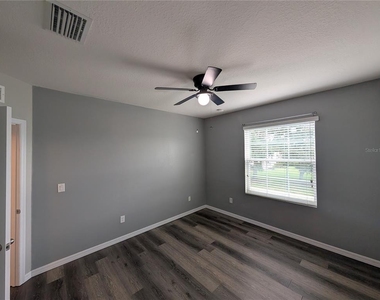 803 Ashentree Drive - Photo Thumbnail 11