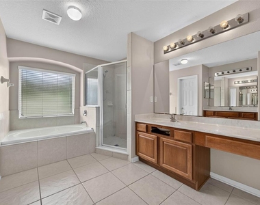 13026 Moss Park Ridge Drive - Photo Thumbnail 30