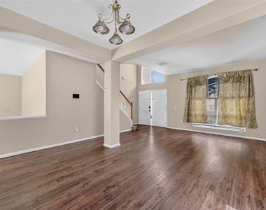 13026 Moss Park Ridge Drive - Photo Thumbnail 8
