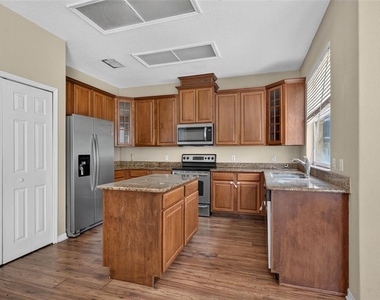 13026 Moss Park Ridge Drive - Photo Thumbnail 16