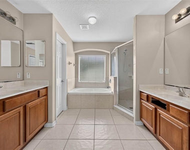 13026 Moss Park Ridge Drive - Photo Thumbnail 29