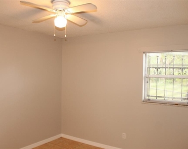 1641 Lucy Terry Avenue - Photo Thumbnail 14