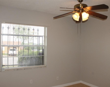1641 Lucy Terry Avenue - Photo Thumbnail 11