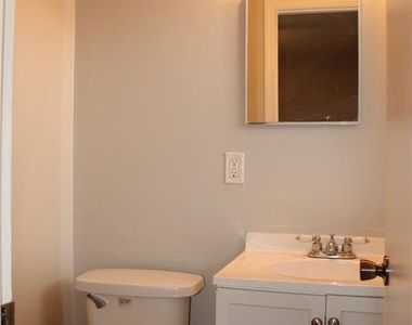 1641 Lucy Terry Avenue - Photo Thumbnail 15