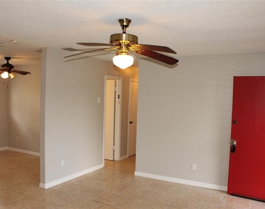 1641 Lucy Terry Avenue - Photo Thumbnail 2