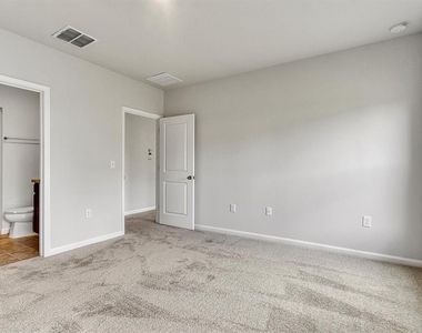 461 Panaro Lane - Photo Thumbnail 18
