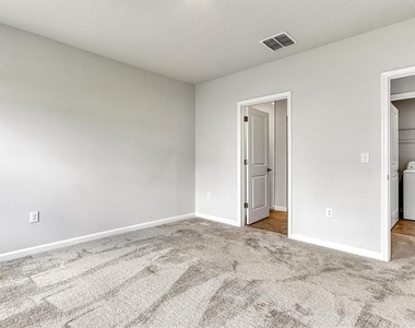461 Panaro Lane - Photo Thumbnail 17