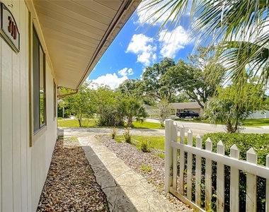 310 Camellia Street - Photo Thumbnail 27