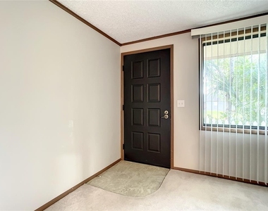 310 Camellia Street - Photo Thumbnail 2