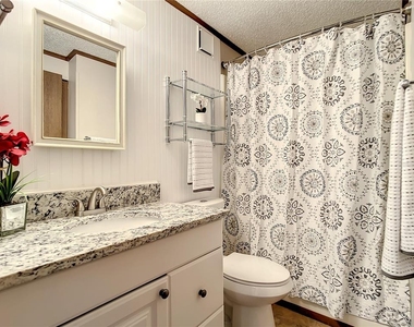 310 Camellia Street - Photo Thumbnail 21