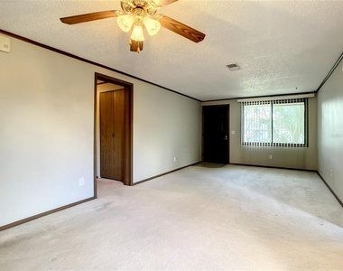 310 Camellia Street - Photo Thumbnail 3
