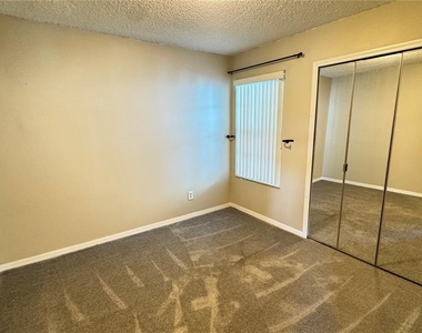 2727 N Poinciana Boulevard - Photo Thumbnail 19
