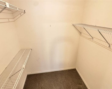 2727 N Poinciana Boulevard - Photo Thumbnail 20