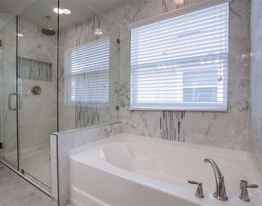 8049 Cadman Street - Photo Thumbnail 14