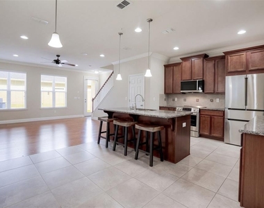 8049 Cadman Street - Photo Thumbnail 3
