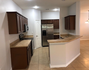 6442 S Goldenrod Road - Photo Thumbnail 13