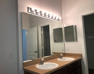 6442 S Goldenrod Road - Photo Thumbnail 21