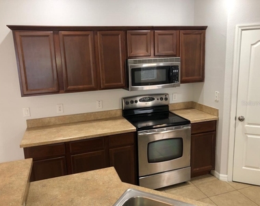 6442 S Goldenrod Road - Photo Thumbnail 15